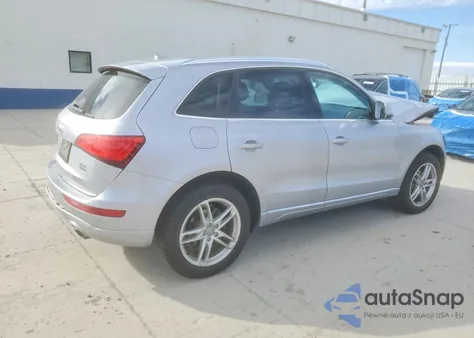 2016 Audi Q5 Premium Plus z USA, uszkodzony, nr VIN WA1L2AFPXGA058567